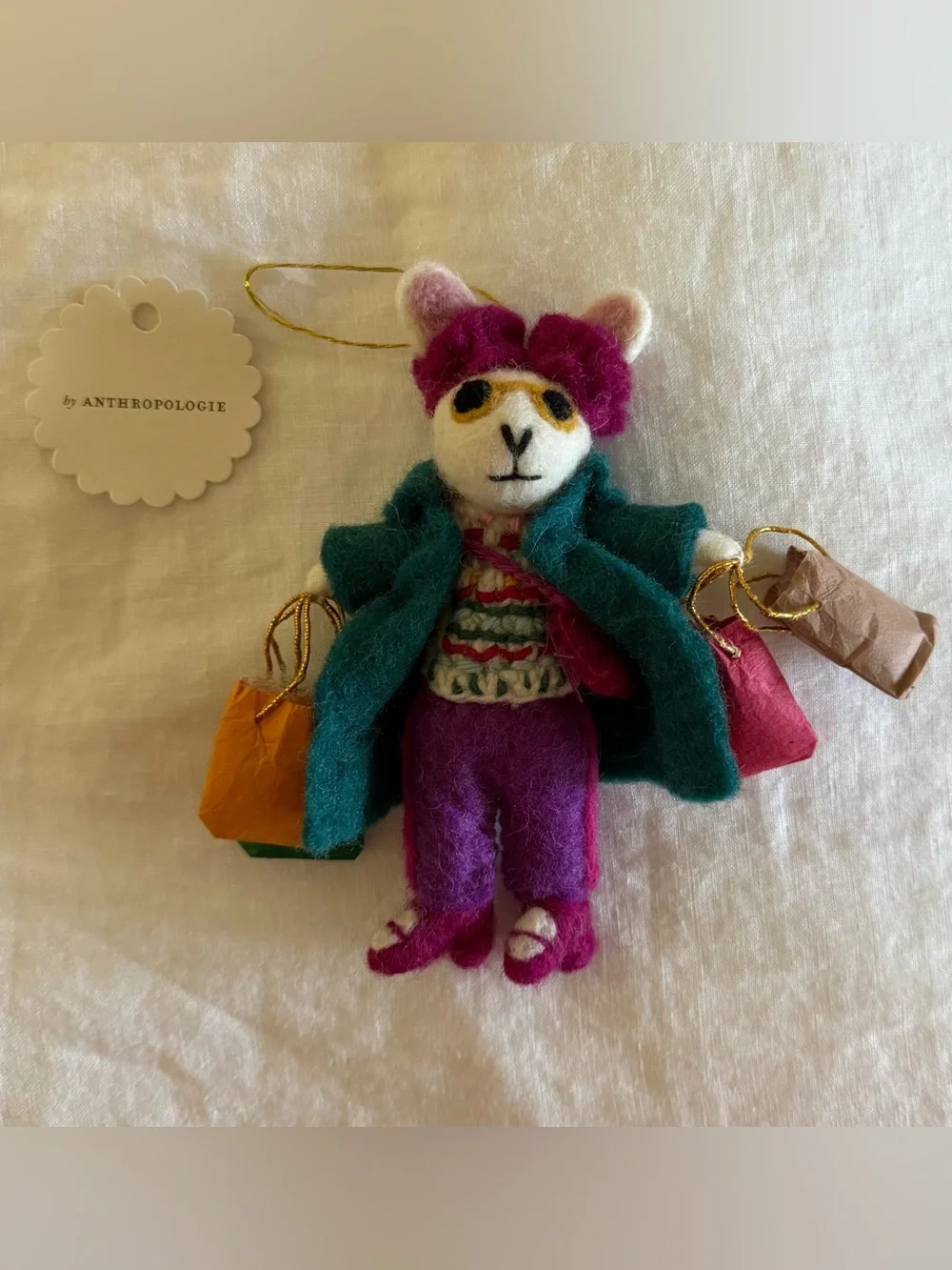 NWT Anthropologie Busy Bunny shopping rabbit felt ornament 2025
